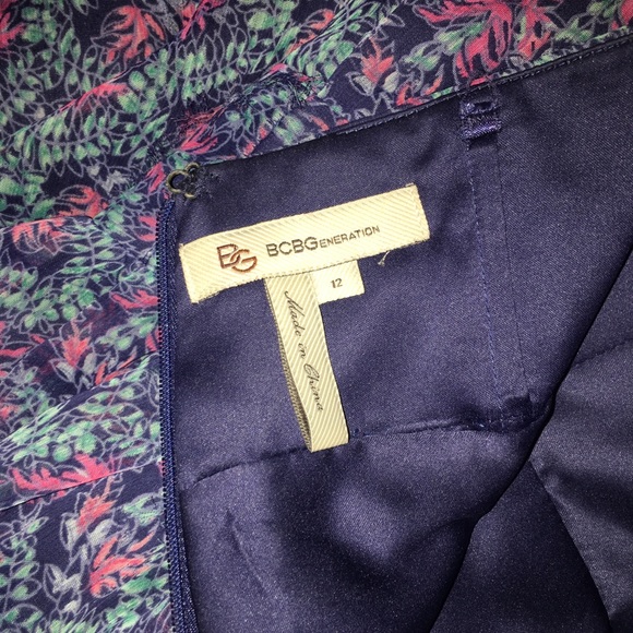 BCBG Generation floor-length sweetheart dress - Picture 4 of 4